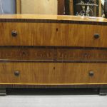 598 8239 CHEST OF DRAWERS